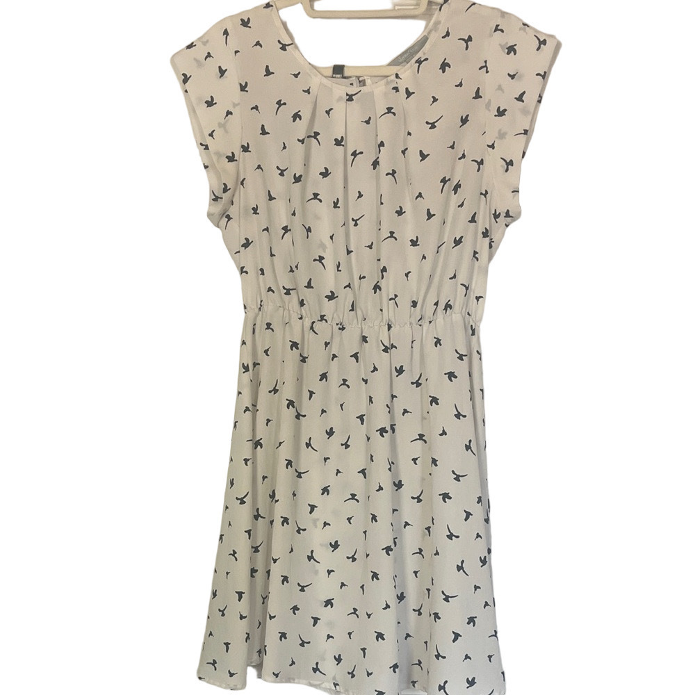 Sweet Rain White Dress with Black Dove Pattern and Black Belt | EUC | Sz L